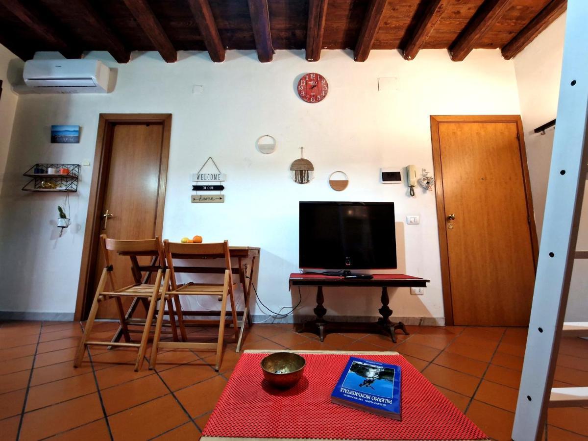 Old Town Loft - Palermoアパートメント エクステリア 写真